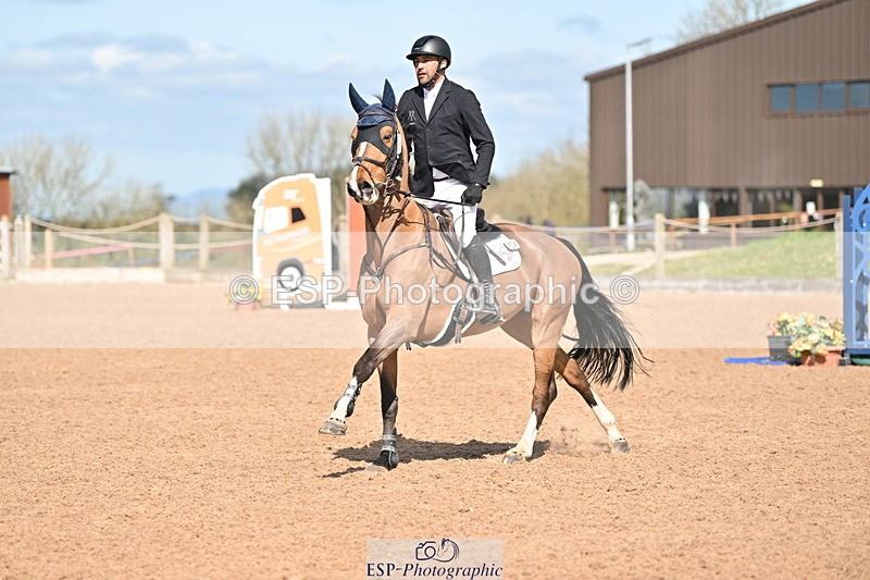 240418A-110335-02435 - Cls 5, 2 Star Medium Tour 1.35m