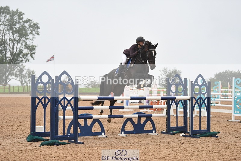 230916A-102132-03781 - Cls 14 Snr Foxhunter