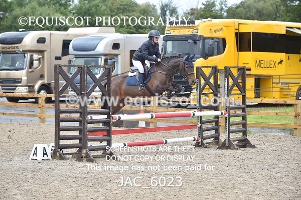 JAC_6023 - CLASS 5 SAT Pony Discovery / 90cm Open