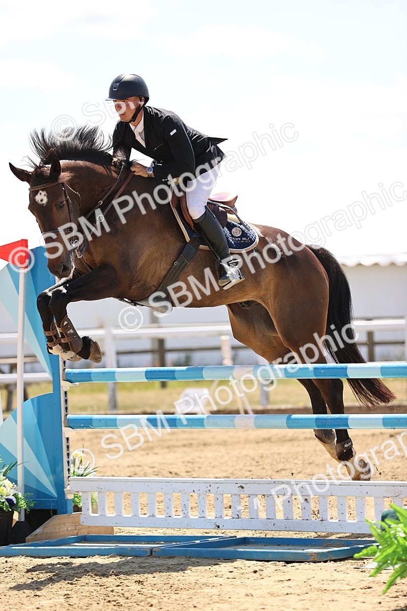 SBM_014442 - Class 15 - Senior Newcomers - 1.10m Open