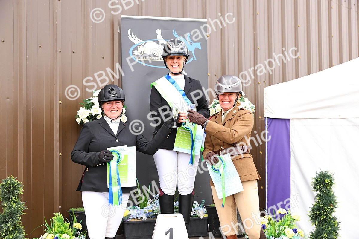 SBM_001901 - Presentations - cart