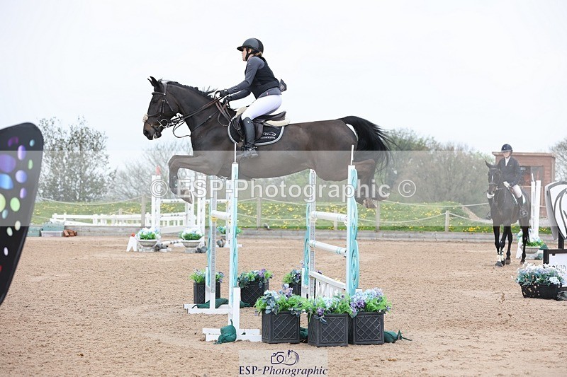 250424-125402-05626 - Cls 1 - 2 Star Small Tour