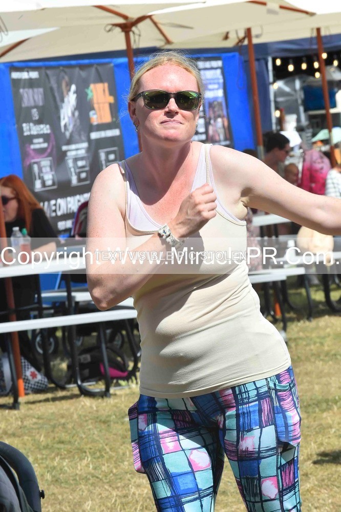 SH4_0212 - Zumba with Sara Ann.