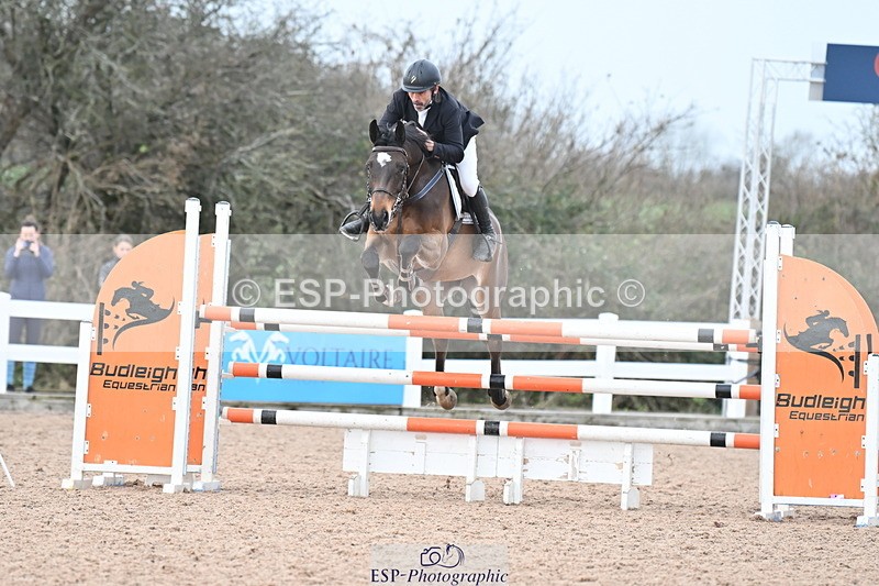 231208A-135210-01021 - Cls 6 Foxhunter & 1.20m Open
