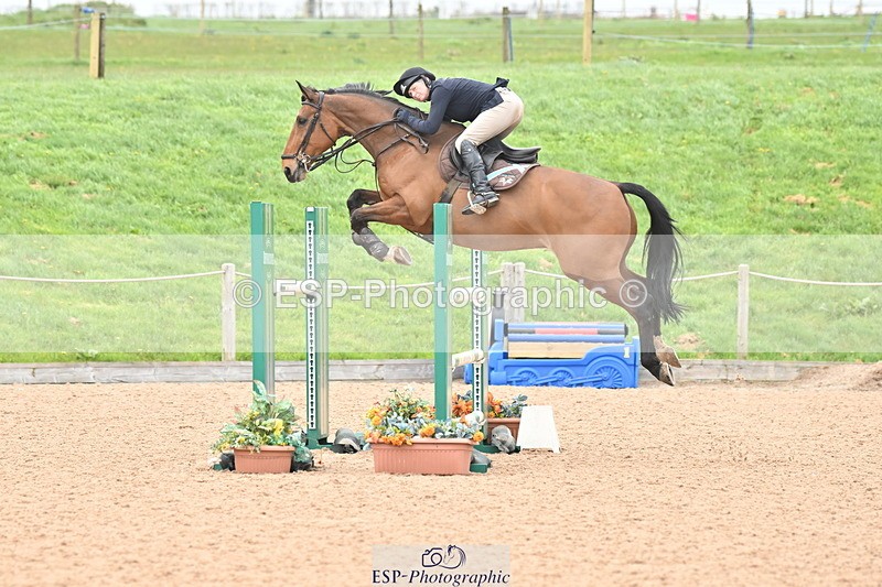 240405A-140815-01864 - Cls 5 National 1.30m Open