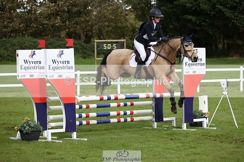 231022-141024-28087 - 442-BICTON.INCREDIBLY.DUN-millie.jo.challinor-TrotUp+SJ