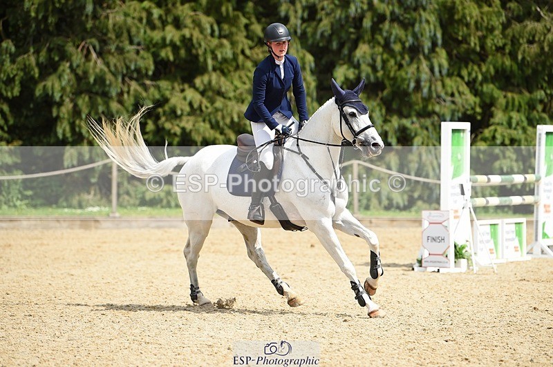 230528-145400-18798 - 172-VELOUMANI_TESS_LY-Aliene_Ruyter-SUNTrotUp+SJ