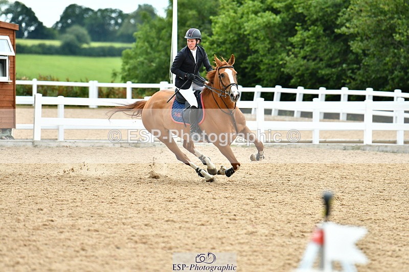 230721A-143345-06972 - Cls 22, 1 Star Gold 1.30m