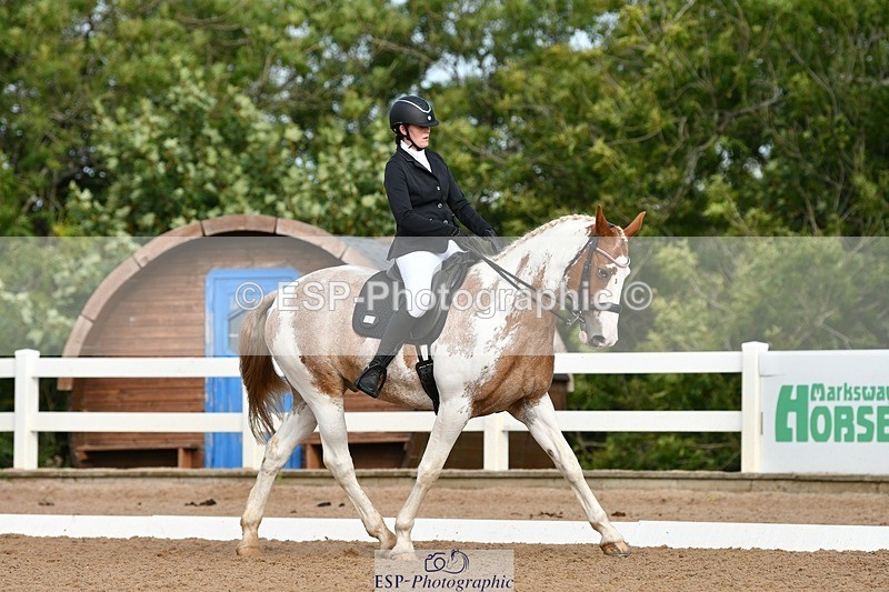 250906-095835-00529 - 090-Isabel.LawsonIn.the.pink