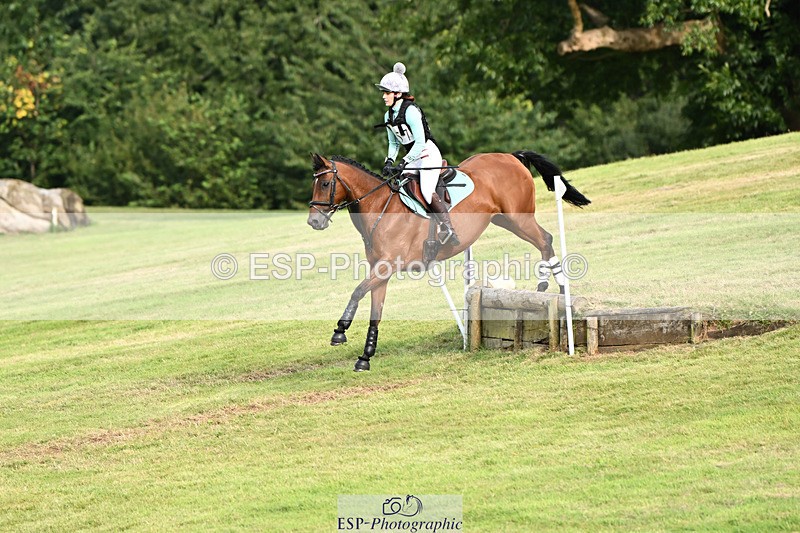 240825X-171604-37458 - 80cm XC 16.30 to 17.30