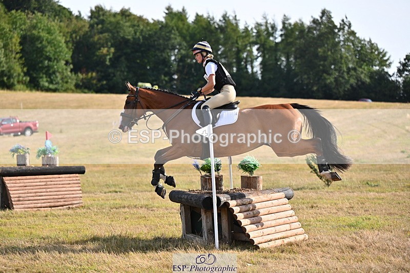 250803A-174124-18126 - S-861-Alexandra.Reeve-FOREVER.UNIQUE.II