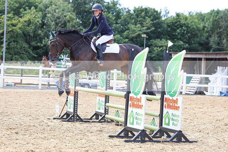 3E7A0318 - Class 9: Senior British Novice/90cm open