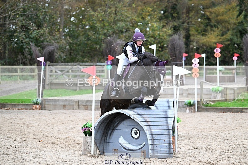 241117-144503-04701 - Cls 3 90-95cm 14.00 to 15.00