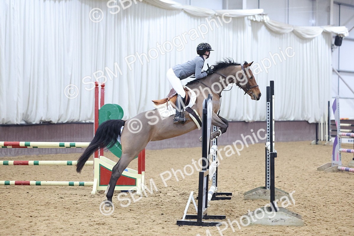 SBM_003166 - Class 11 - Blue Chip Pony Newcomers - 1.00m Open
