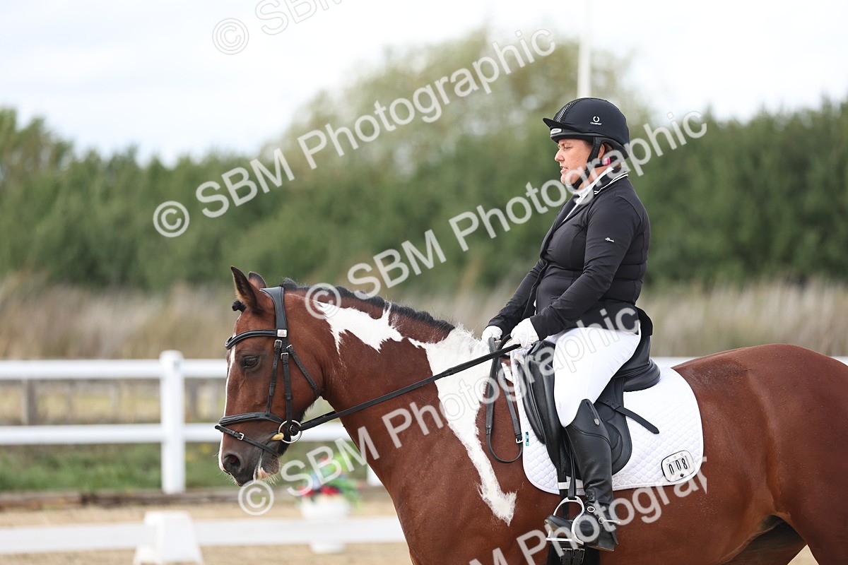 SBM_003833 - Class 8 - Novice 3 Champs
