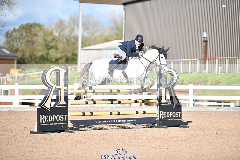 231110A-144254-00845 - Cls 6 Foxhunter & 1.20m Open