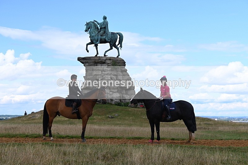 DSC_9876 - Time at Statue 15:11 to 15:58