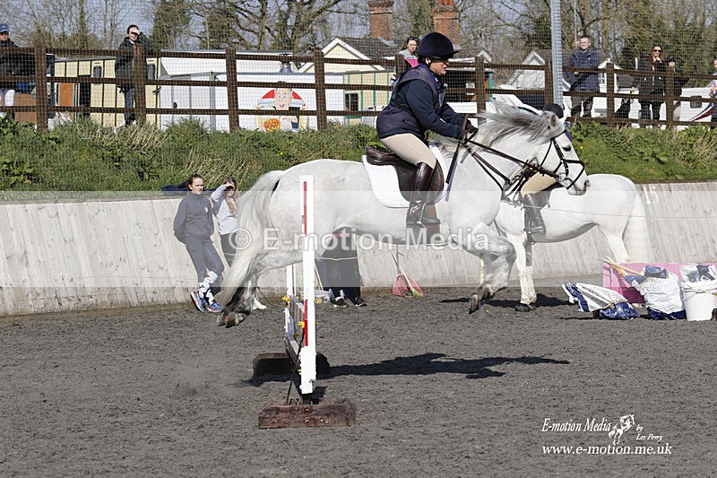 _EST0335 - Bourne Valley Riding Club Winter Showjumping 27/03/22