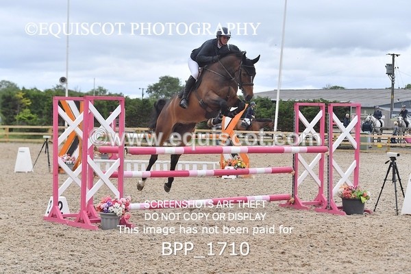 BPP_1710 - FRI CLASS 4 Senior Newcomers/ 1.10m Open