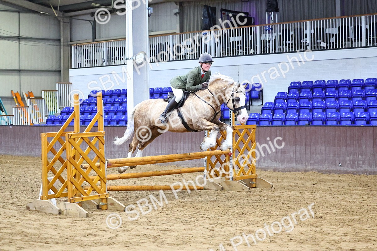 SBM_003499 - Class 37 - 80cm Training Stakes