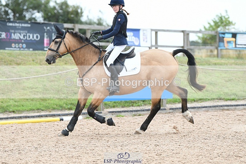 250807-103659-00210 - 80cm Round 1