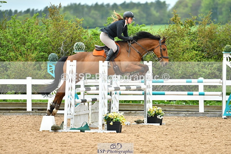 230507A-133002-08144 - Cls 43 1.05m Amateur Quali