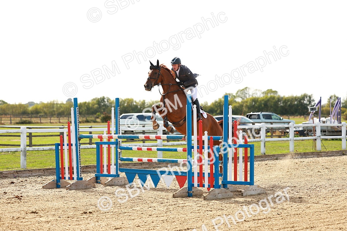 SBM_001922 - Class 5 - Senior Foxhunter - 1.20m