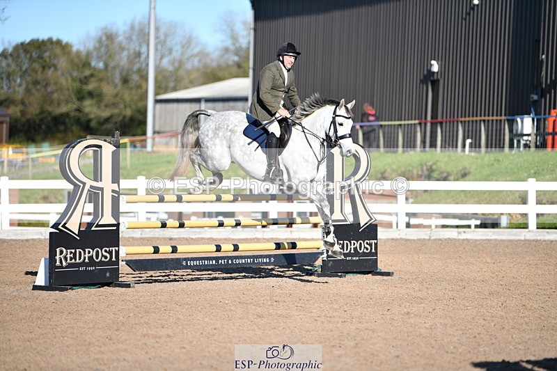 231110A-132544-00563 - Cls 5 Newcomers & 1.10m Open