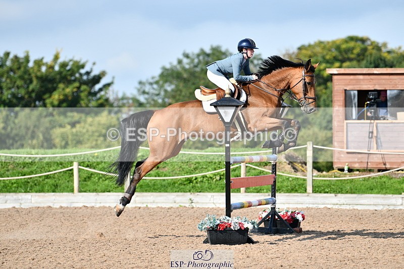 240915A-095843-08887 - Cls 25 Snr 1.20m Open