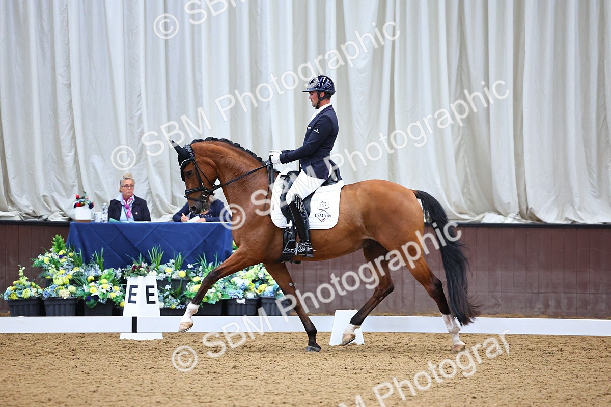 SBM_006622 - Class 5 - novice 6 - 12.04-13.07