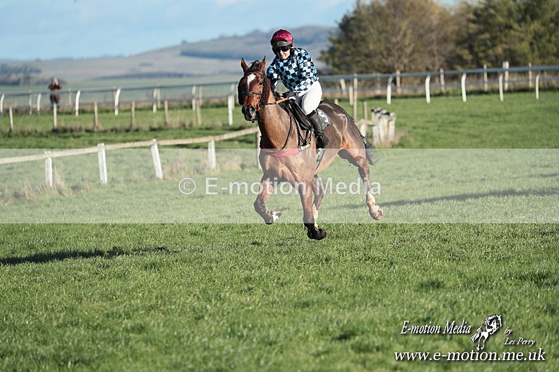 PtP 301125  0111 - Hursley Hambledon Point-to-Point Larkhill Racecourse 30/12/2025