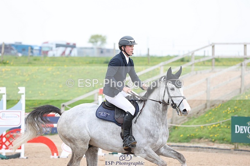 250424-122347-05377 - Cls 1 - 2 Star Small Tour