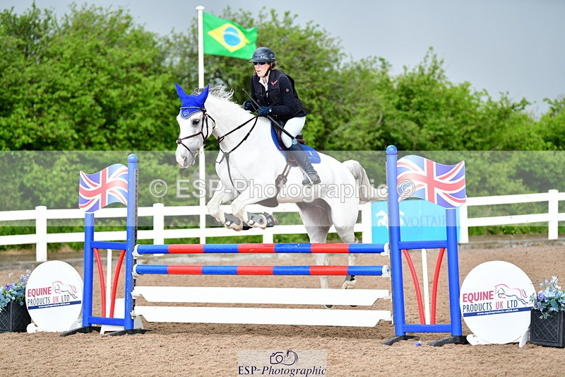 240526A-125843-08148 - Cls 33 95cm National Am Qualifier