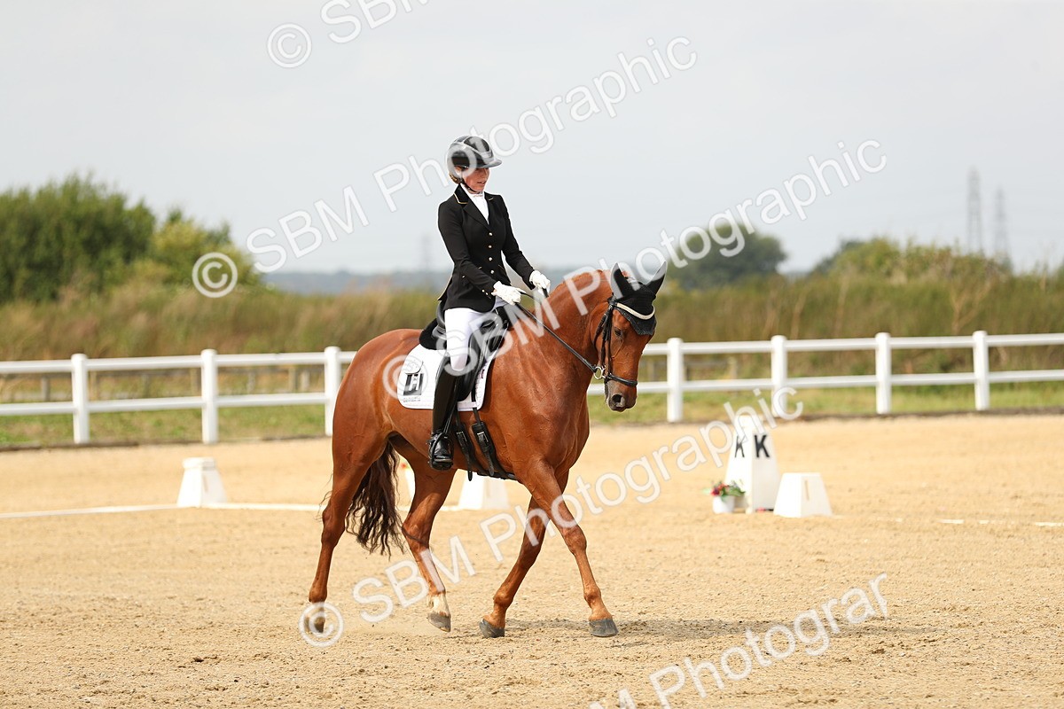 SBM_017616 - Class 13 - Novice 23 - 14.27-15.16