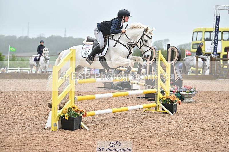 240505A-122356-05048 - Cls 4 Blue Chip Pony Newcomers & 1m Open