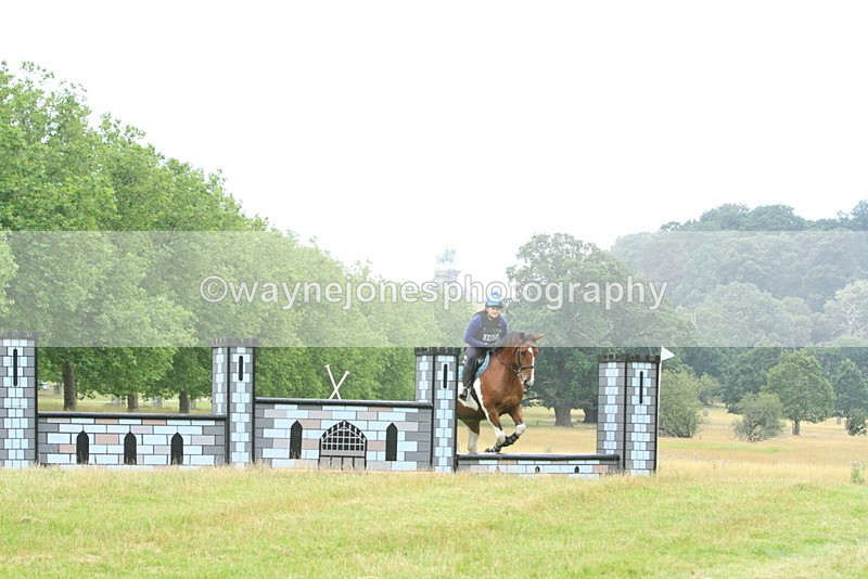 IMF_1482 - Time at Castle Jump 09:18 to 10:15