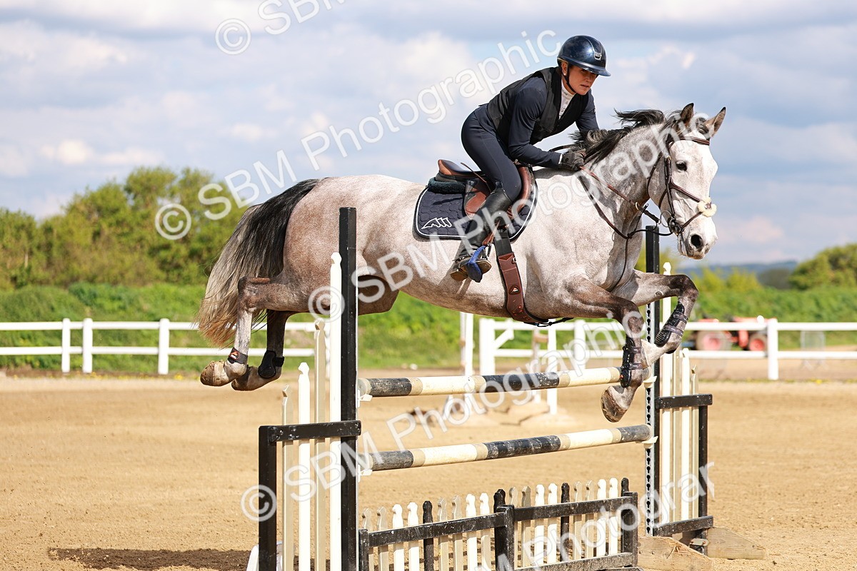 SBM_002384 - Class 5 - Senior Foxhunter - 1.20m