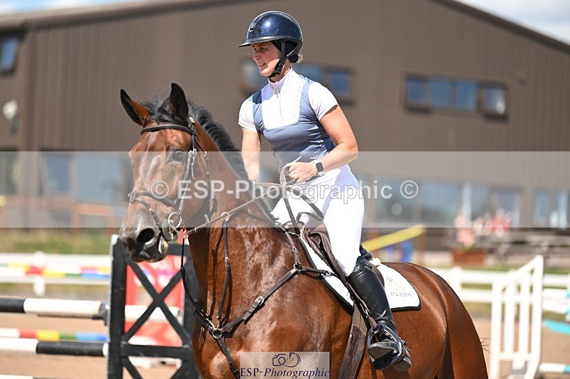 250709-152458-01138 - Cls 6 Snr Fox & 1.20m