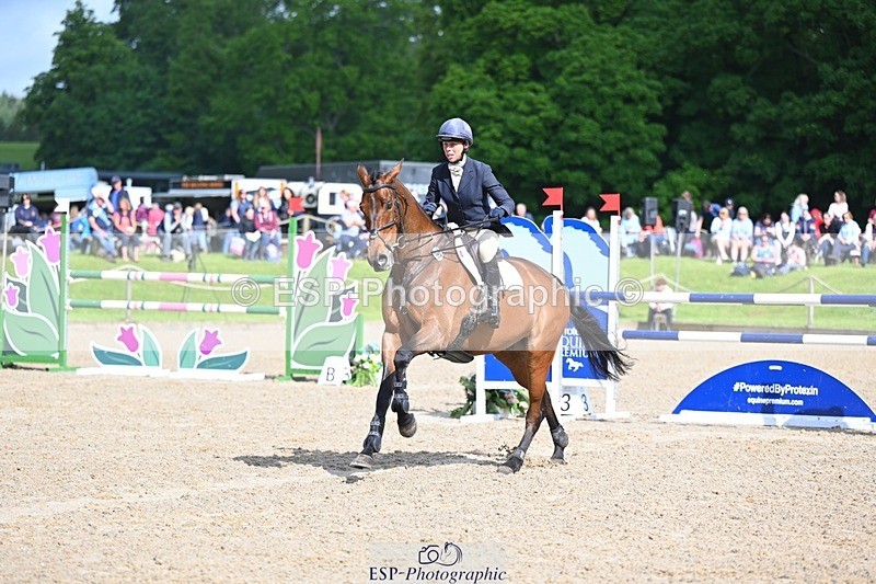 240526-093553-19642 - 302-BGS_LUX_ELECTRIC-Emily_Philp