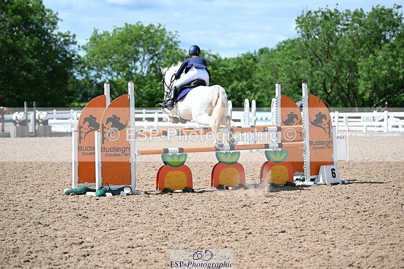 240608A-154850-01688 - Cls 12 Pony Foxhunter and 1.10m Open