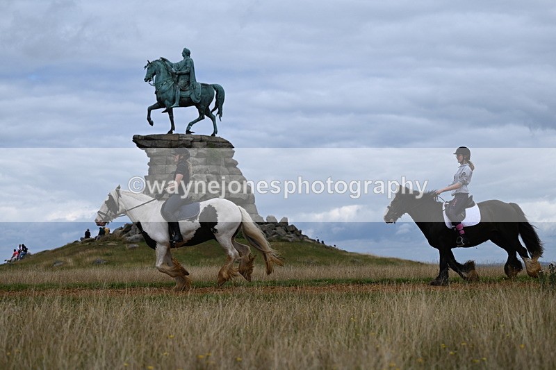 DSC_6667 - Time at Statue 12:45 to 13:15