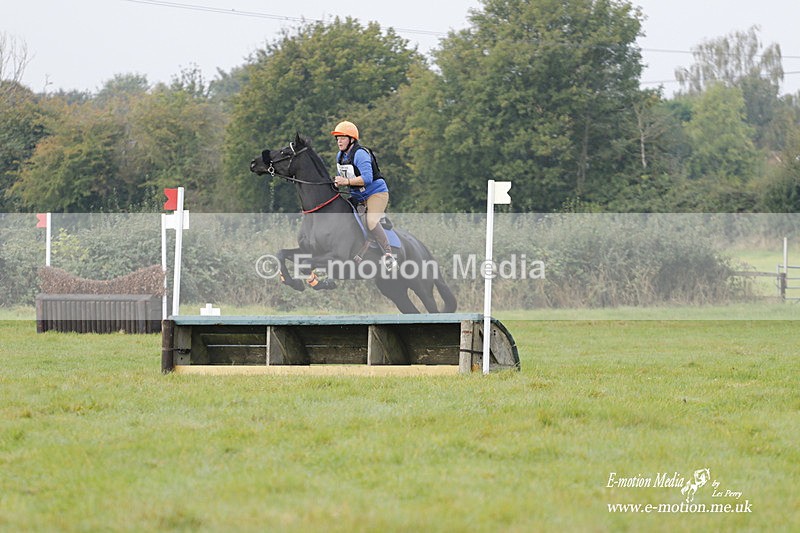  WWHT 171021 0888 - Open Novice (0.80m)  17/10/21