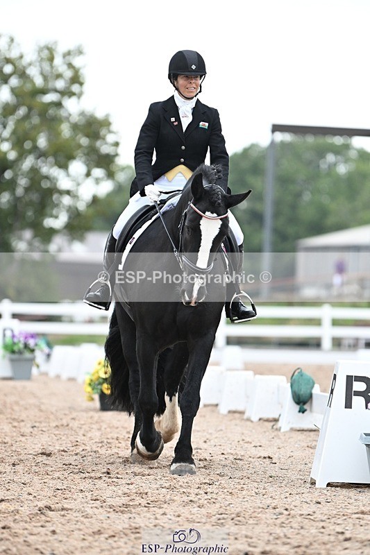 250907-141845-09240 - 021-Francesca.TurnerAlbie