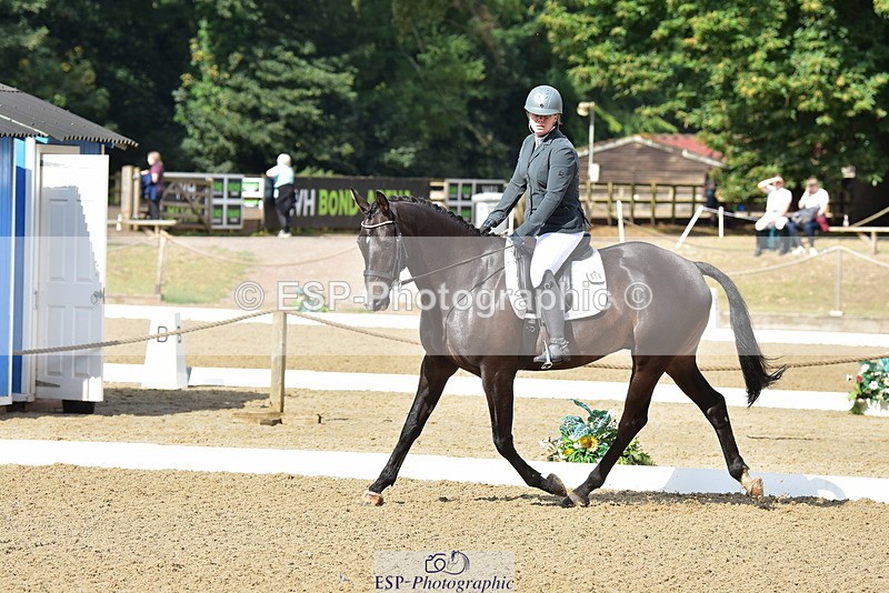 250719A-100108-03471 - 019-Bryony.Lovell-Williams-Broadtown.Man.In.The.Mirror