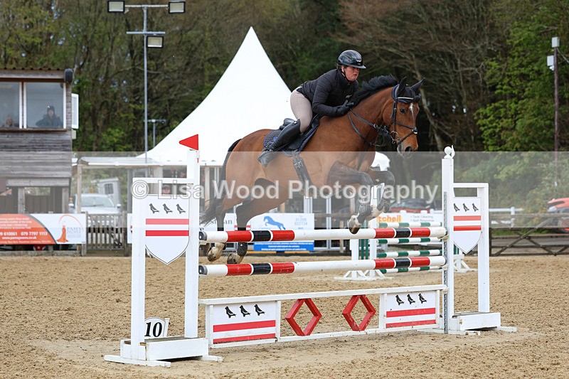 3E7A1872 - Class 7: Senior Newcomers/1.10m open