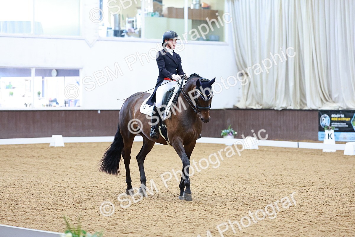SBM_007945 - Class 9 - FEI INT II - 16.54.17.57