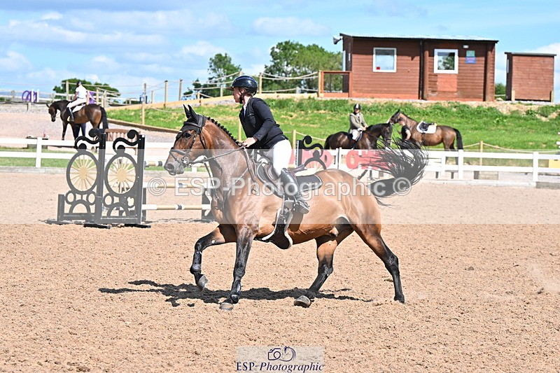 240619A-155420-01040 - Cls 5 Snr Foxhunter and 1.20m Open