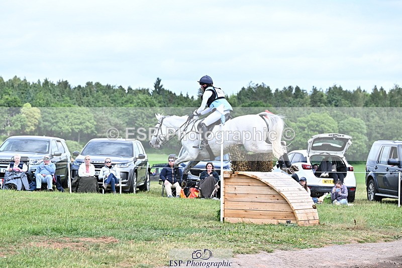 250525A-130743-16179 - D-470-Kitty.King-VENDREDI.BIATS