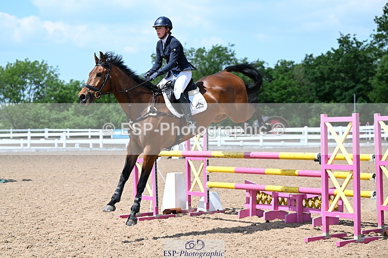 240605A-143741-00770 - Cls 4 Newcomers and 1.10m Open