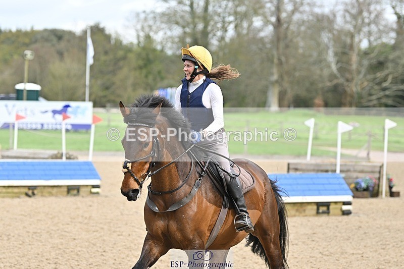 240411-100235-00912 - Group 3 XC